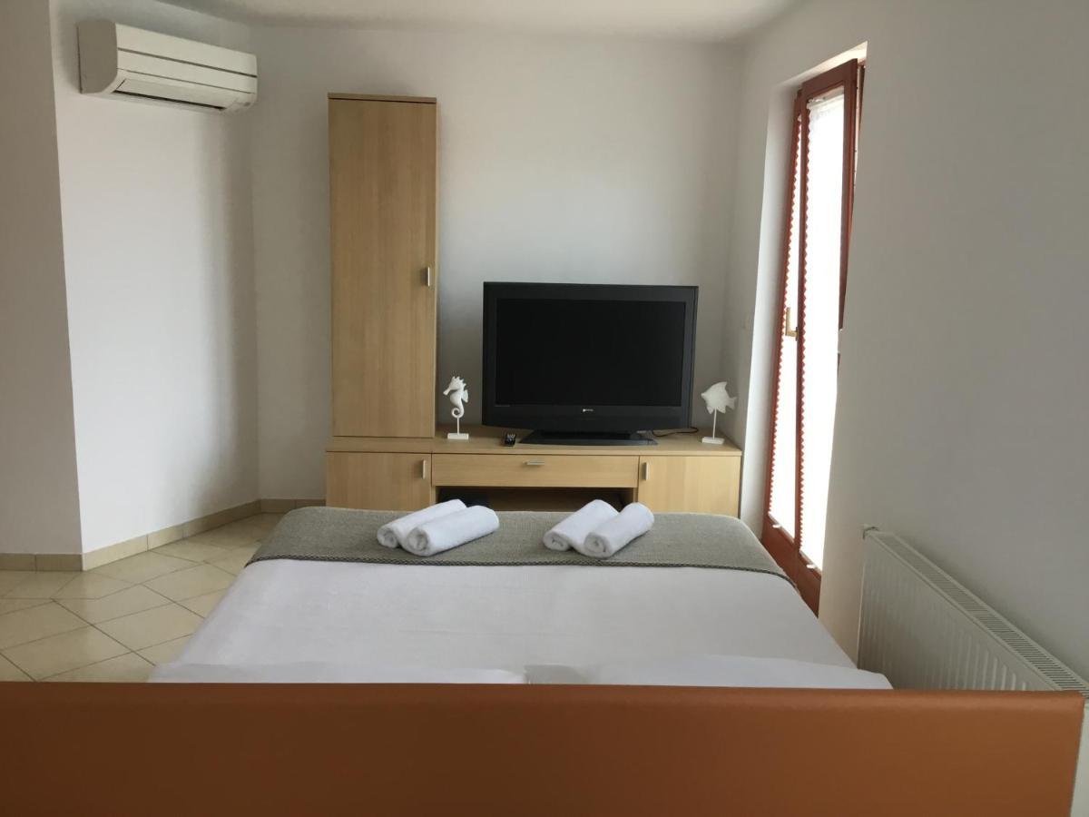 איזולה Apartment Sotlar מראה חיצוני תמונה