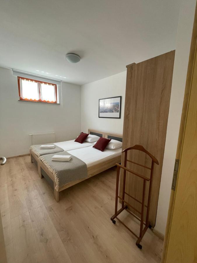 איזולה Apartment Sotlar מראה חיצוני תמונה