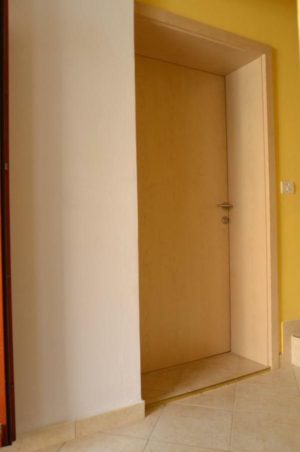 איזולה Apartment Sotlar מראה חיצוני תמונה
