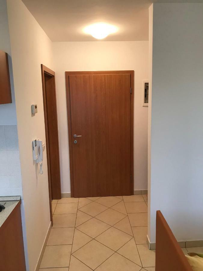 איזולה Apartment Sotlar מראה חיצוני תמונה